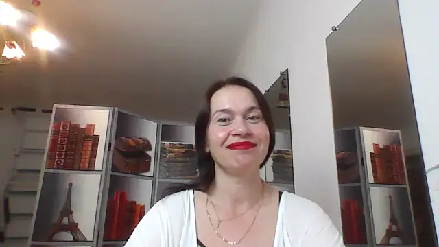 Selena_Moo Live Chatraum