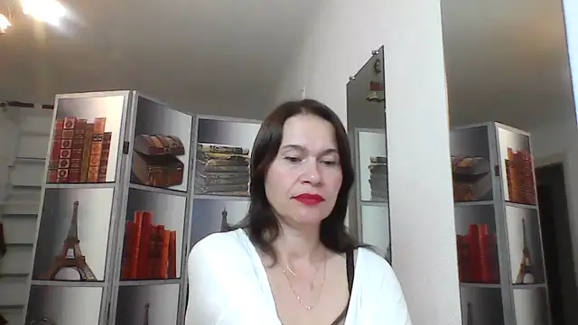 חדר צ'אט בשידור חי של Selena_Moo