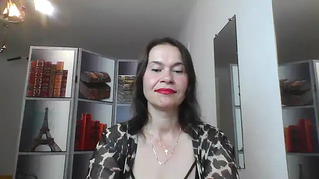 غرفة دردشة Selena_Moo المباشرة
