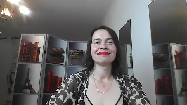غرفة دردشة Selena_Moo المباشرة