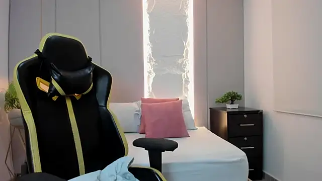 kira_relish Cameră chat live