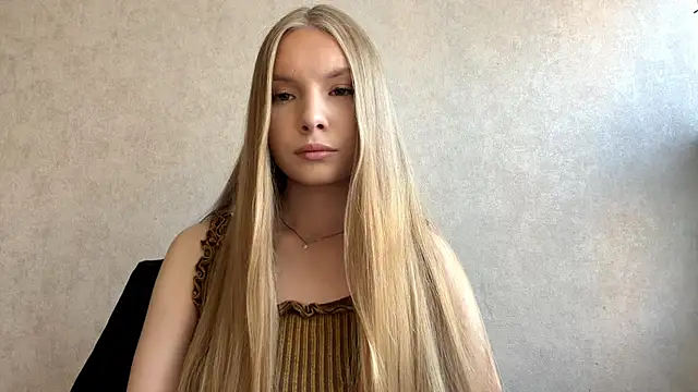 CarolineNine Live Chatraum