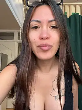 Chat soba uživo modela Asunkyss