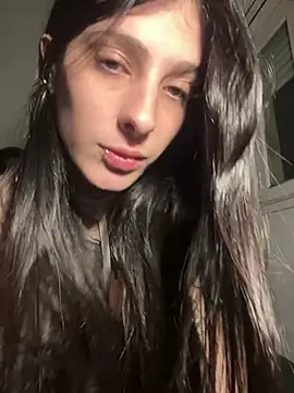 Lilith_dark3 Adlı Modelin Canlı Sohbet Odası