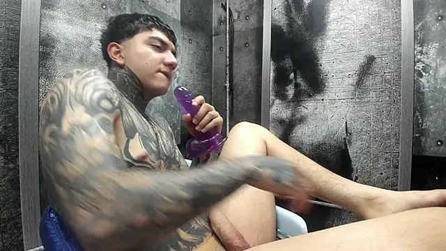 Sala de chat en directo de Gury_tattoo