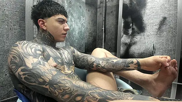 Gury_tattoo – live chatrum
