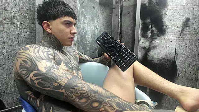 Gury_tattoo Live Chatraum