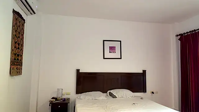 kamila_18_french Adlı Modelin Canlı Sohbet Odası
