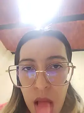 Greta_silber26 Adlı Modelin Canlı Sohbet Odası