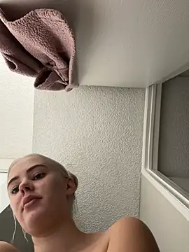 whitechocolate100Mn Live chat-huone