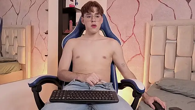Tom_Parker_ Adlı Modelin Web Kamerası Şovu