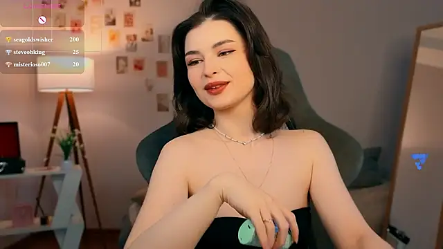 חדר צ'אט בשידור חי של rebbekkakowalski
