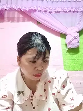 Xuka_lyss লাইভ চ্যাট রুম