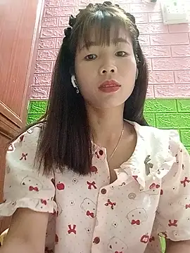 AmyLinee01n Live chat-huone