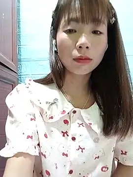 Chat soba uživo modela AmyLinee01