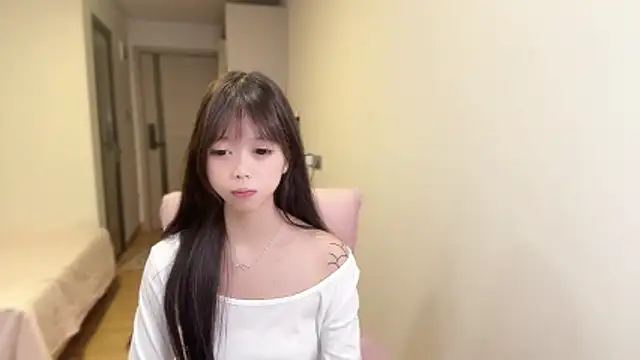 xiaobaozi-520's Live Chat Room