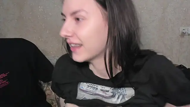 Živá chatovací místnost muuur_love231