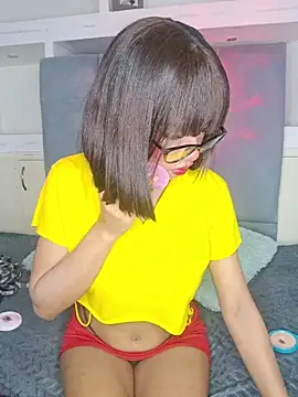 Lucy_Em Live Chatraum