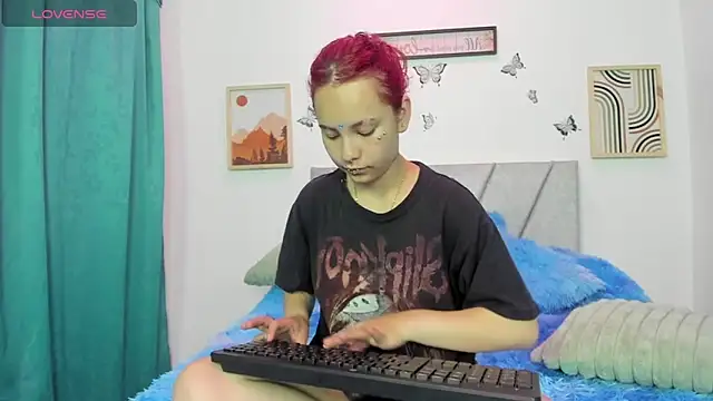 Sala de chat en directo de Megam_white