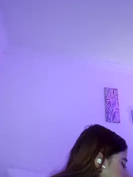 martina_connor1のライブチャットルーム