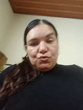 Pokój czatu na żywo – Zuleyka_69