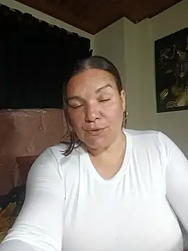 חדר צ'אט בשידור חי של Zuleyka_69