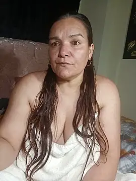 Zuleyka_69's Live Chat Room