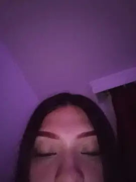 חדר צ'אט בשידור חי של PrincessGlow