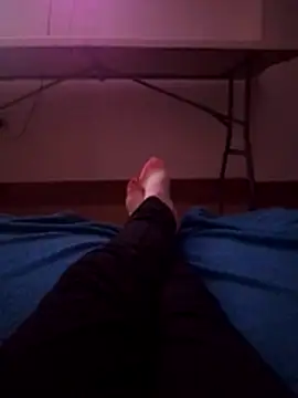 Laisha56 Adlı Modelin Canlı Sohbet Odası