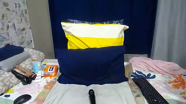 Živá chatovací místnost Candylips22