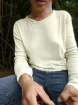 mary-cor Adlı Modelin Canlı Sohbet Odası