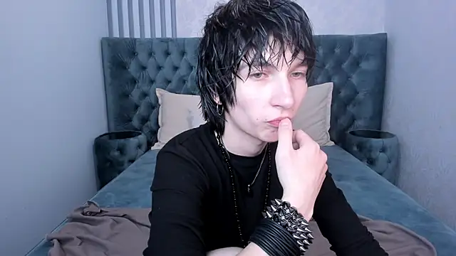 AdonBev – webcam-show
