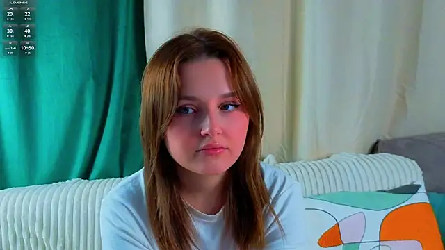 LorriMonz чат на живо