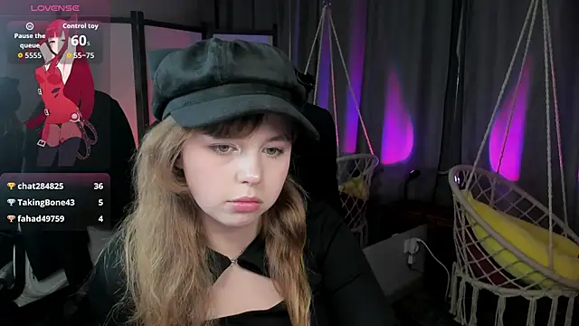 Chat soba uživo modela LeonaHicks