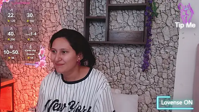 eyes_moonn – live chatrum