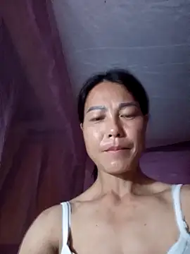 -Numin- Adlı Modelin Canlı Sohbet Odası