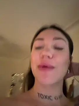 SaintSquirt Cameră chat live