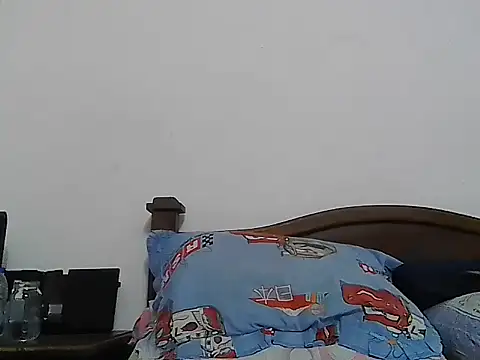 Онлайн чат Veronica_missbigg