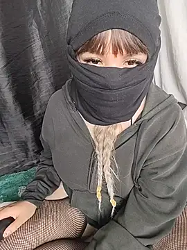 NomiHana Live Chatraum