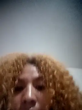 SolashLitzy_Curly Live Chatraum