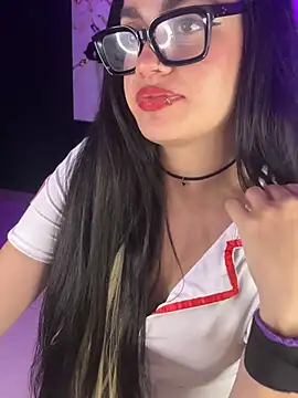 Cris_BDSM Adlı Modelin Canlı Sohbet Odası