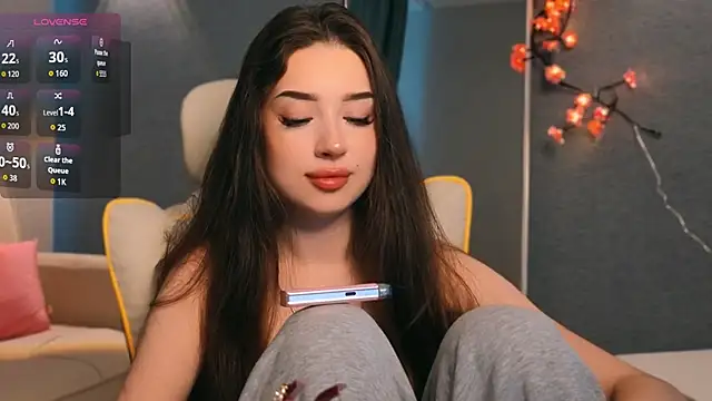 Živá chatovací místnost noonespyed