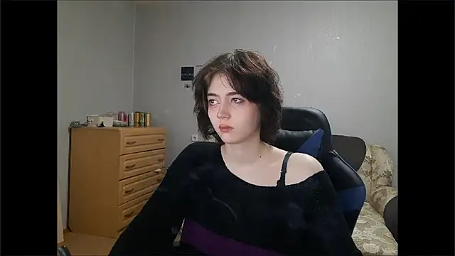Živá chatovací místnost ShaynaLinley