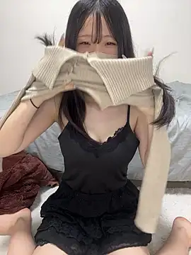 momo_chi_o0 লাইভ চ্যাট রুম