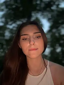 AnitaFly Ruang Obrolan Langsung