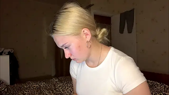 Sophia_Blonde чат на живо