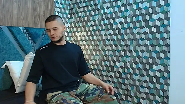 חדר צ'אט בשידור חי של Joaho_Fernandez