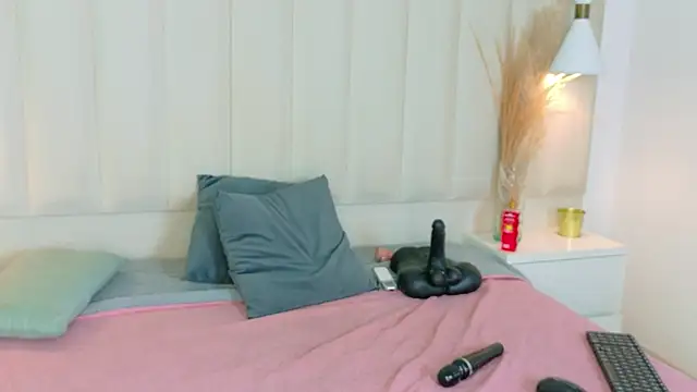 ห้องแชทสดของ SarayCortez