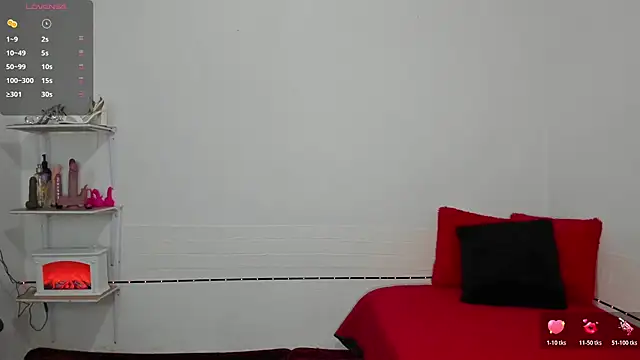 Živá chatovací místnost xMeganHotx