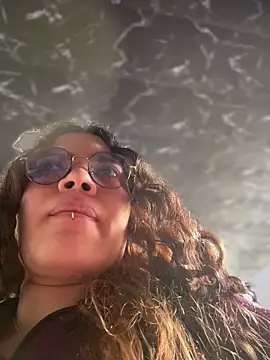 Dakotaa_ls' Live Chat Room